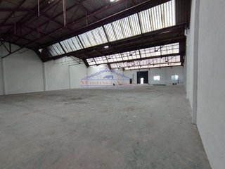 Nave industrial en venta en Renfe - Bulevar 1º y 2º Fase en Jaén