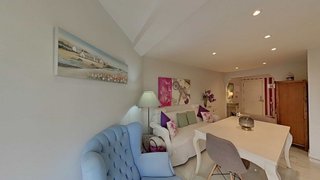 Piso en venta en Playa Bajadilla-Puertos en Marbella