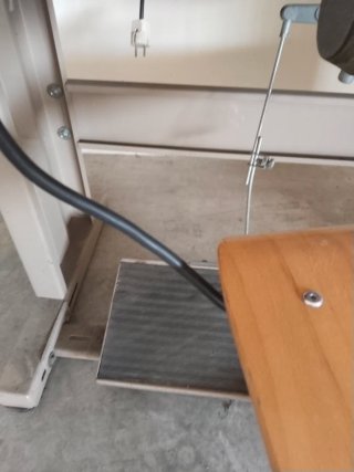 Máquina de coser doble aguja KDD-820