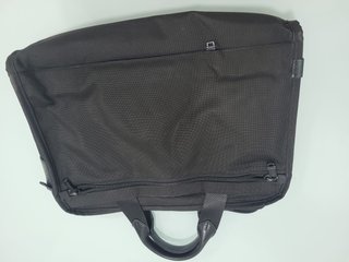 Maletín Tumi Nylon Balístico Negro
