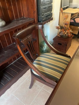Escritorio madera y cristal con librería