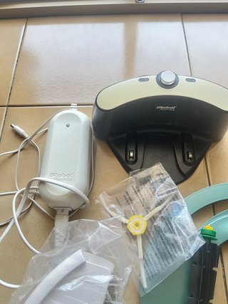 Roomba iRobot 531 con cassetto raccoglipolvere