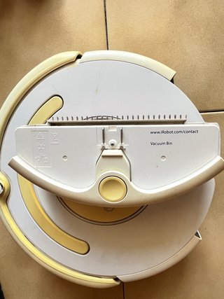 Roomba iRobot 531 con cassetto raccoglipolvere
