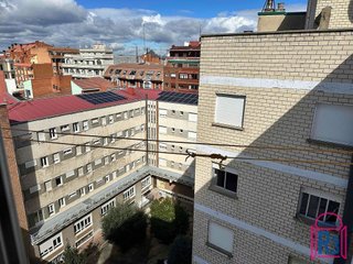 Piso en alquiler en Centro Ciudad en León