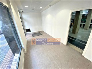 Local comercial en alquiler en Centro en Cáceres