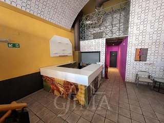 Local comercial en alquiler en Tomelloso