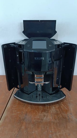 Cafetera Krups Batista New Age EA9078 - W36S1386