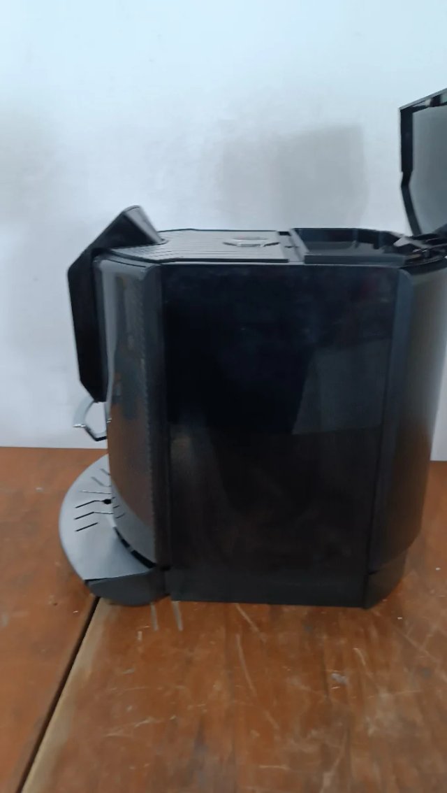 Cafetera Krups Batista New Age EA9078 - W36S1386