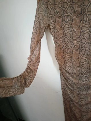 Vestido largo estampado serpiente
