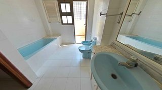 Edificio en venta en Tavernes de la Valldigna