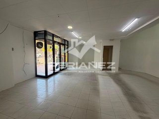 Local comercial en alquiler en Plaça Catalunya en Prat de Llobregat, El