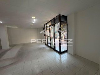 Local comercial en alquiler en Plaça Catalunya en Prat de Llobregat, El