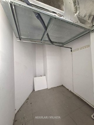 Local comercial en alquiler en Centre - Joan Prim en Granollers