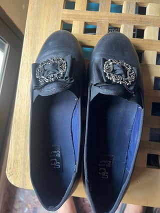 Zapatos falleros Sylvia Cioffi negros
