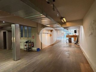 Local comercial en alquiler en Les Corts en Barcelona