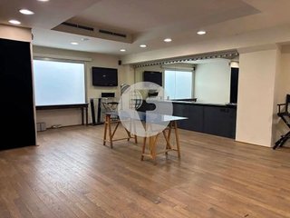 Local comercial en alquiler en Les Corts en Barcelona