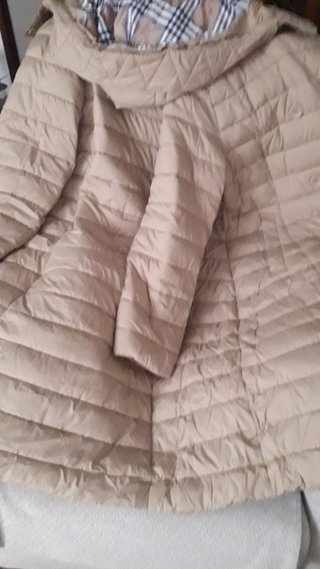 Abrigo Beige con Forro Tartán