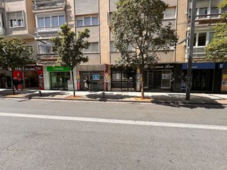 Local comercial en alquiler en Centro - Sagrario en Granada