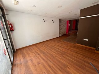 Local comercial en alquiler en Centro - Sagrario en Granada