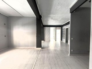 Local comercial en alquiler en Centro - Ayuntamiento en Santander
