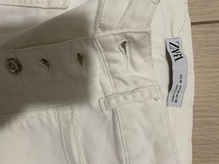 Zara Vaqueros Acampanados Blancos