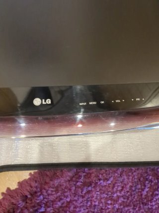 Monitor TV LG Negro/Rojo