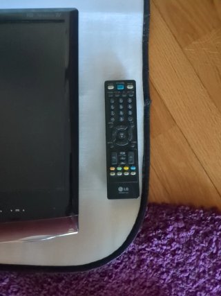 Monitor TV LG Negro/Rojo