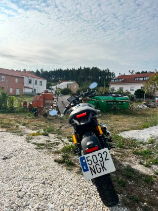 Moto Mondial Hps 125 - estilo naked o cafe racer