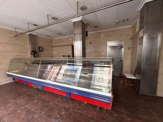 Local comercial en venta en La Calzada en Gijón