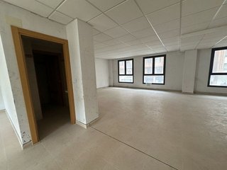 Oficina en venta en Cascajos - Piqueras en Logroño