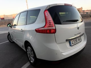 Renault Scenic 2012