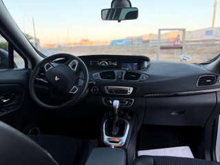 Renault Scenic 2012
