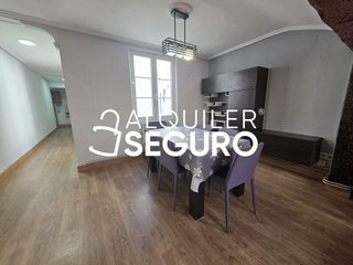 Piso en alquiler en Plaza España - Villa Pilar - Reyes Católicos - Vadillos en Burgos