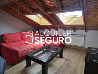Piso en alquiler en Plaza España - Villa Pilar - Reyes Católicos - Vadillos en Burgos
