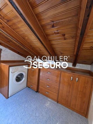 Piso en alquiler en Plaza España - Villa Pilar - Reyes Católicos - Vadillos en Burgos