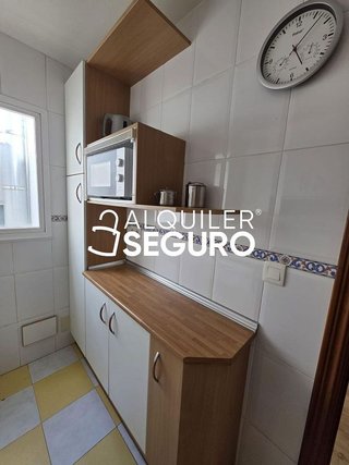 Piso en alquiler en Plaza España - Villa Pilar - Reyes Católicos - Vadillos en Burgos