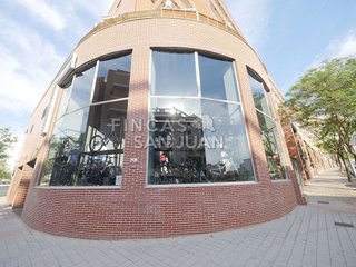 Local comercial en alquiler en Babel en Alicante