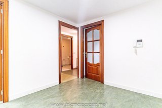Local comercial en alquiler en Carballo