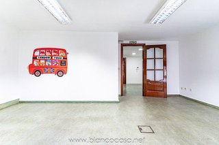Local comercial en alquiler en Carballo