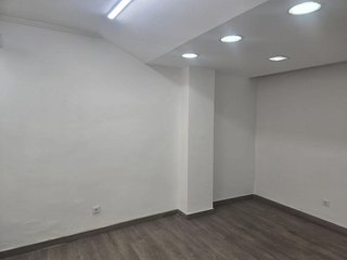 Local comercial en alquiler en Concepción en Madrid