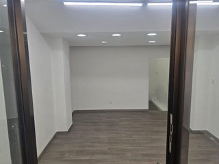 Local comercial en alquiler en Concepción en Madrid