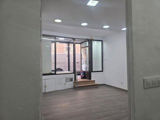 Local comercial en alquiler en Concepción en Madrid