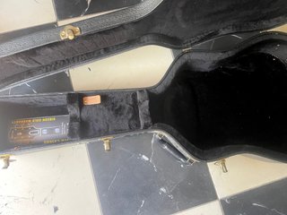 Estuche Rígido Gibson Acoustic