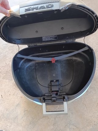 Baúl Moto Shad SH48 + Respaldo