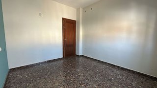 Piso en venta en Torreperogil