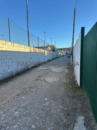 Solar en venta en Poleares en Lucena