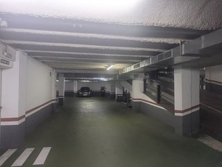 Garaje en alquiler en Sants en Barcelona