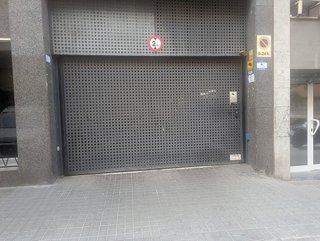 Garaje en alquiler en Sants en Barcelona