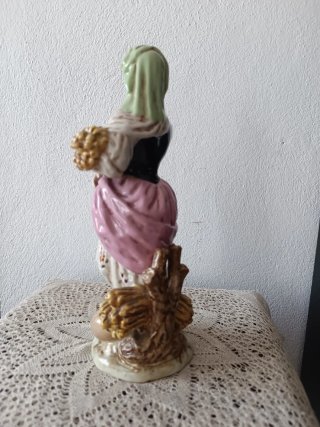 Antigua figura porcelana Salvador Mallol