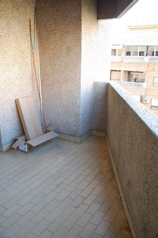 Piso en alquiler en Camino de Ronda - Rosaleda en Granada